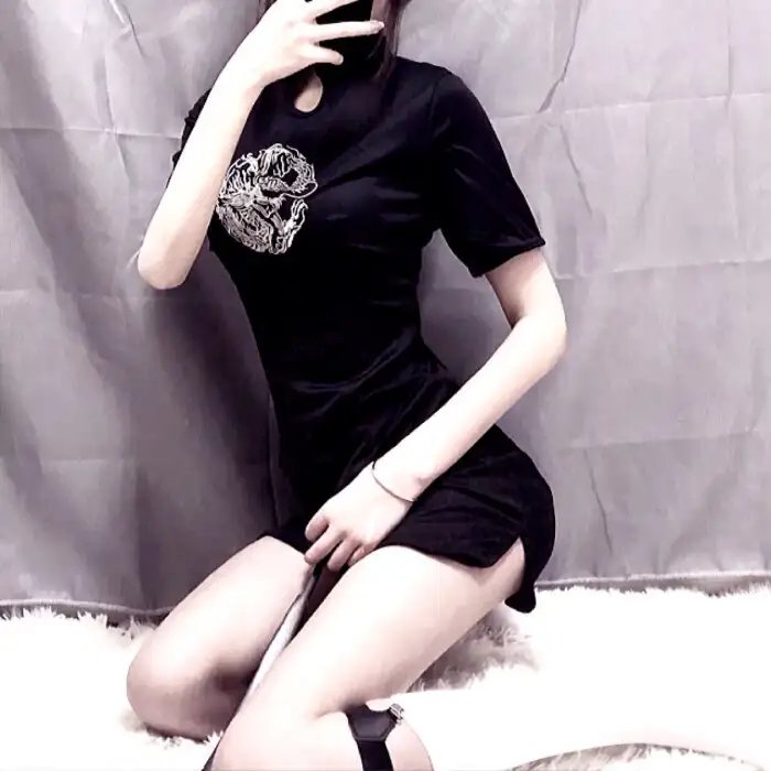 夏终年与顾平生 海报